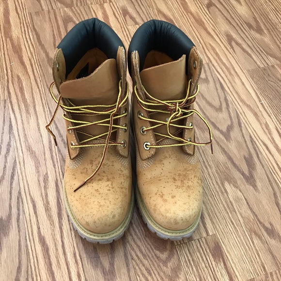 Timberland Boots (women’s 6.5) - Picture 3 of 4